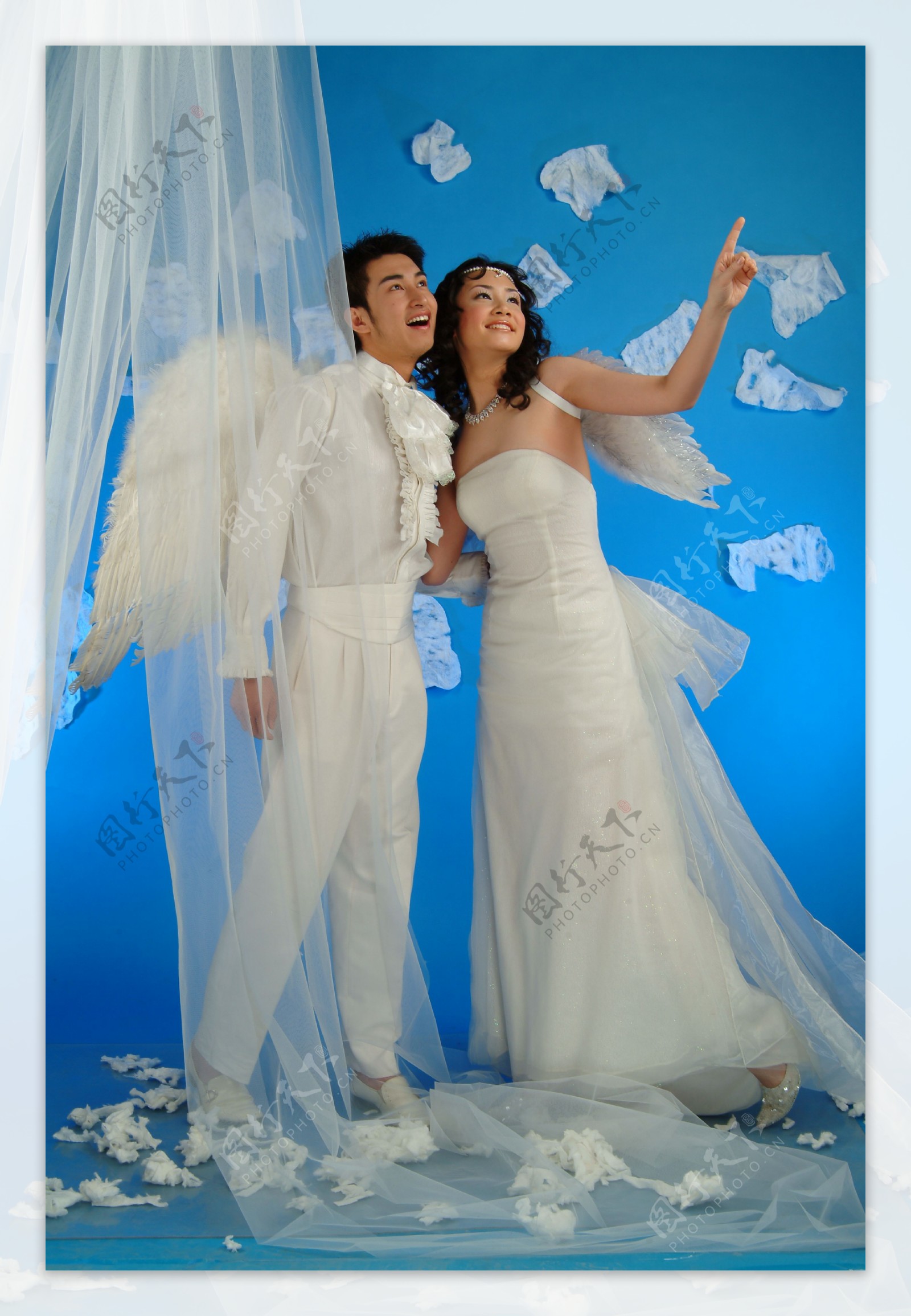 婚纱写真样片羽翼天使图片素材-编号15645715-图行天下