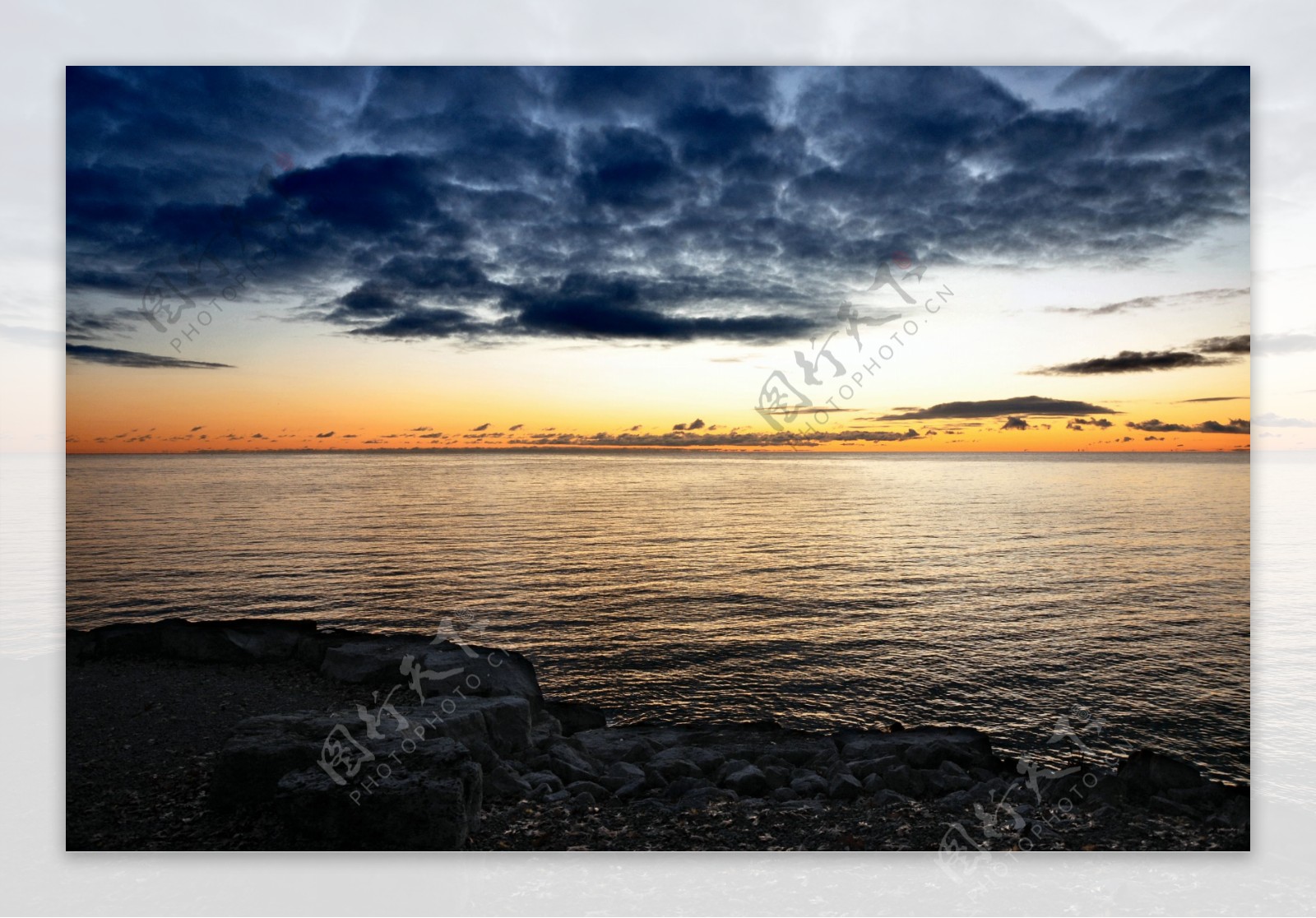 夕阳海景图片