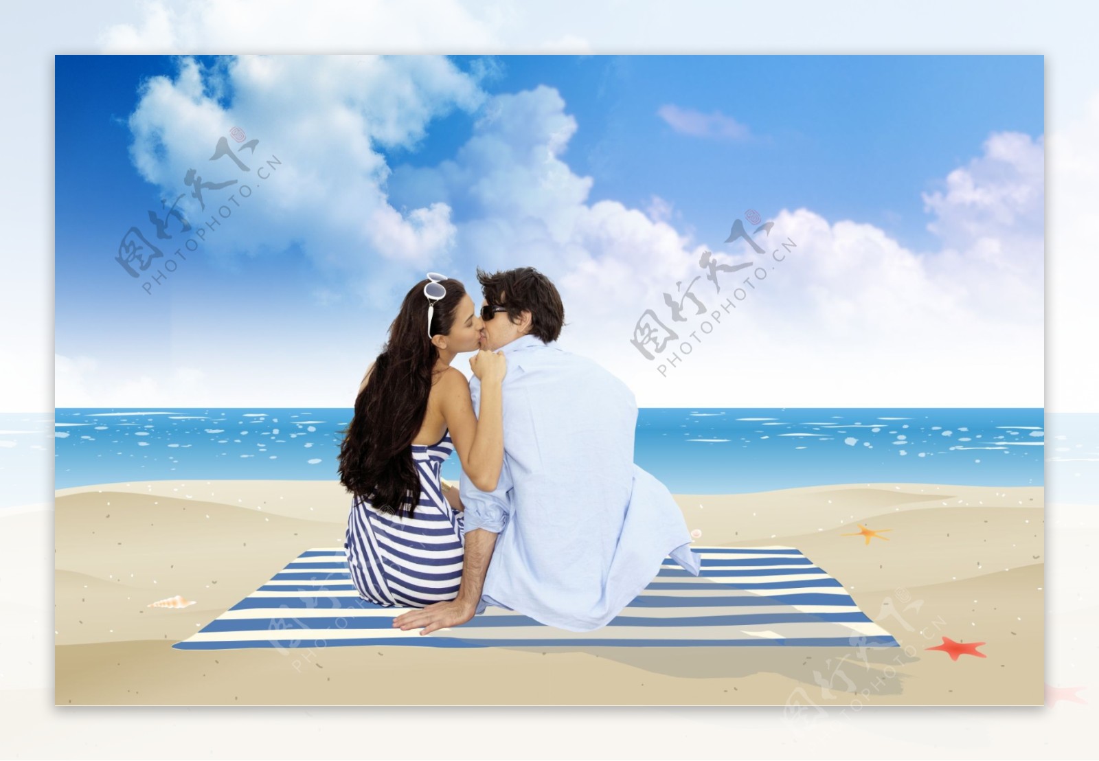 海边情侣沙滩素材图片