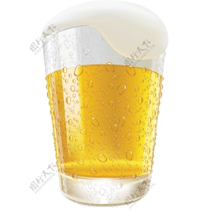 逼真的啤酒杯啤酒泡沫的矢量图形