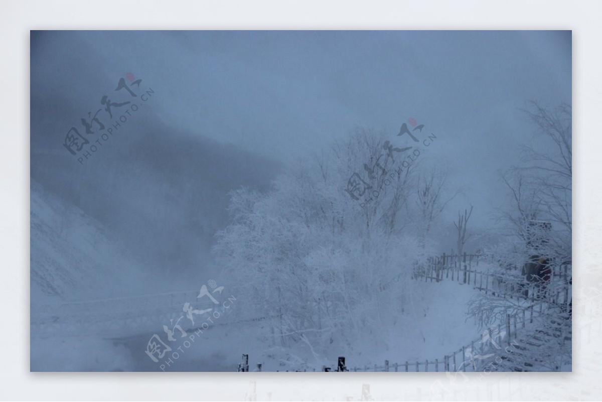 长白山雪景图片