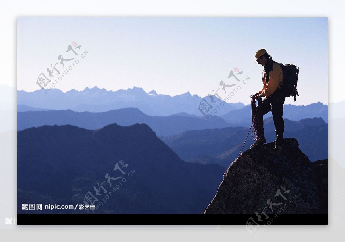 徒手攀岩人物剪影 徒手攀岩 人物 攀岩裝備背景圖片免費下載