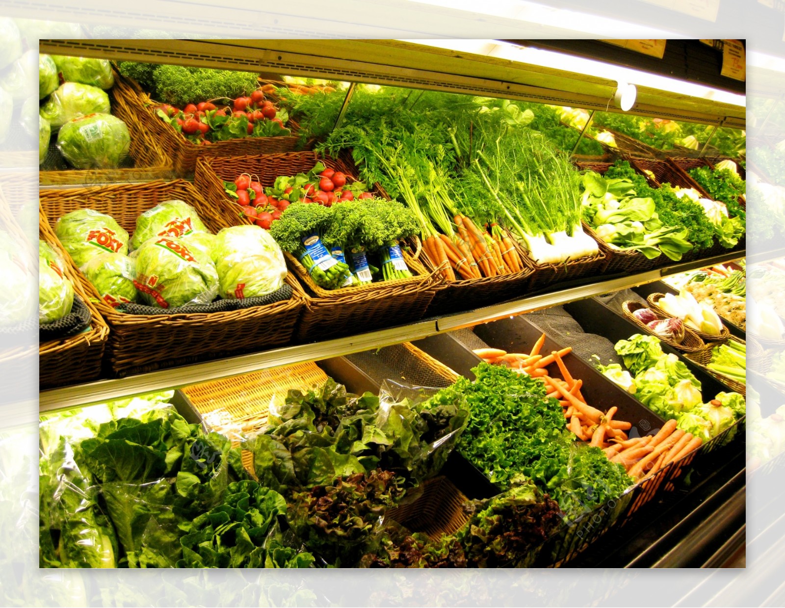 国外超市蔬菜专柜图片