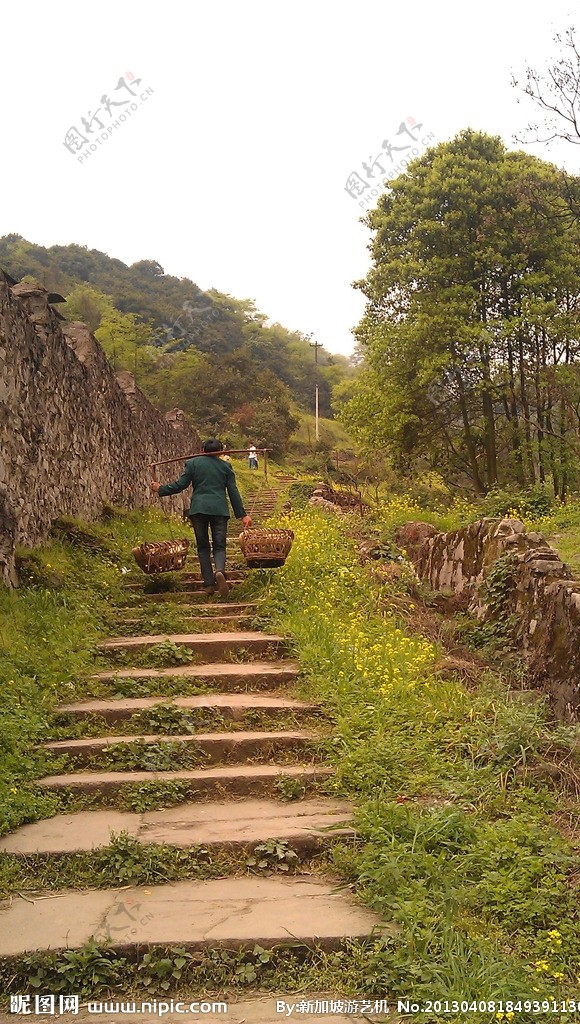 乡间石板小路图片