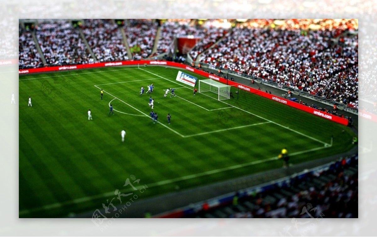 足球比赛移轴摄影图片