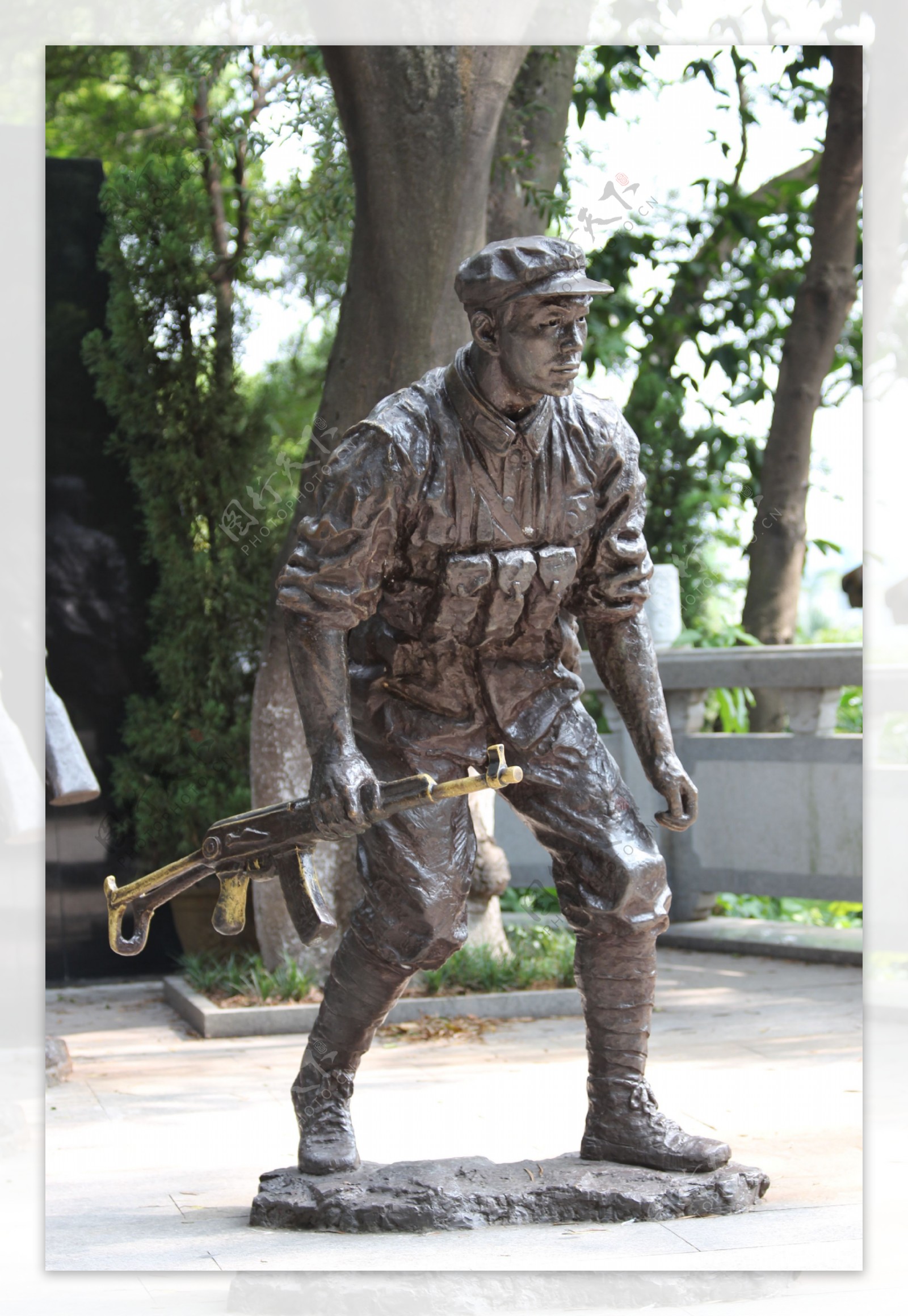 战士的雕像图片