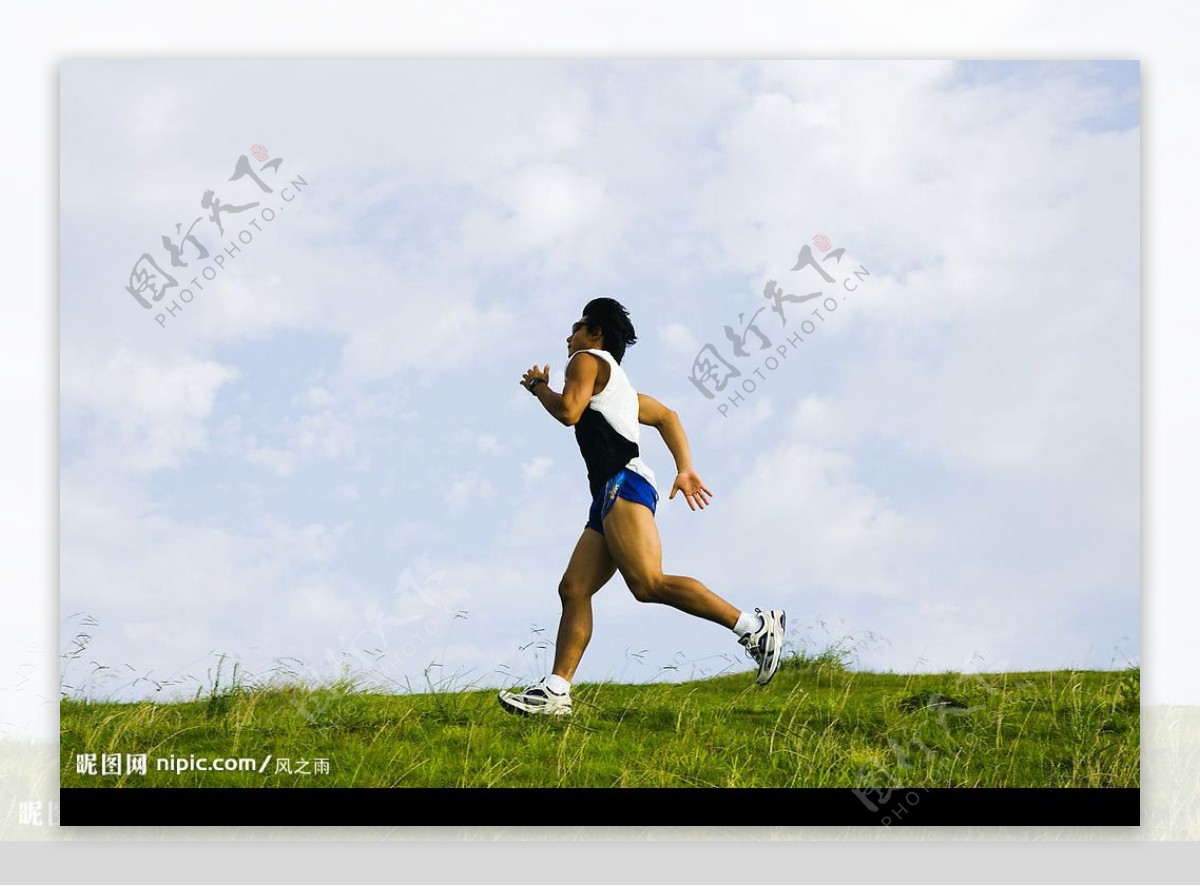跑步训练图片