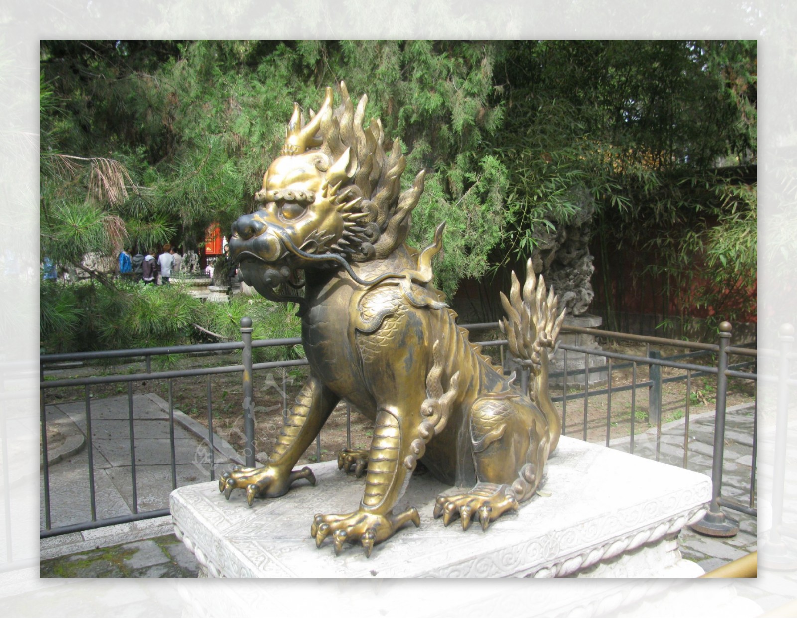 故宫麒麟雕像图片