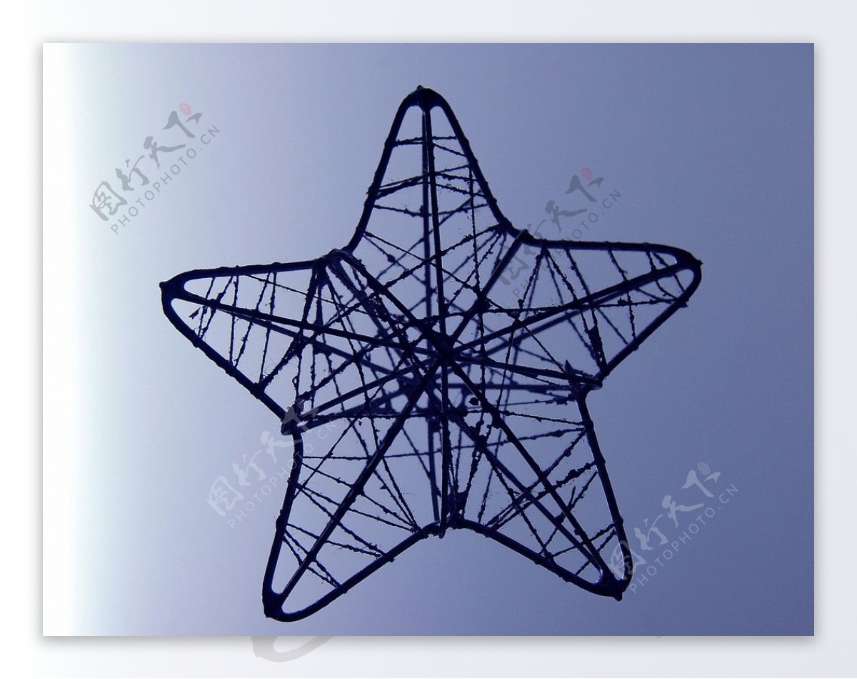 星星钢结构雕塑摄影图片