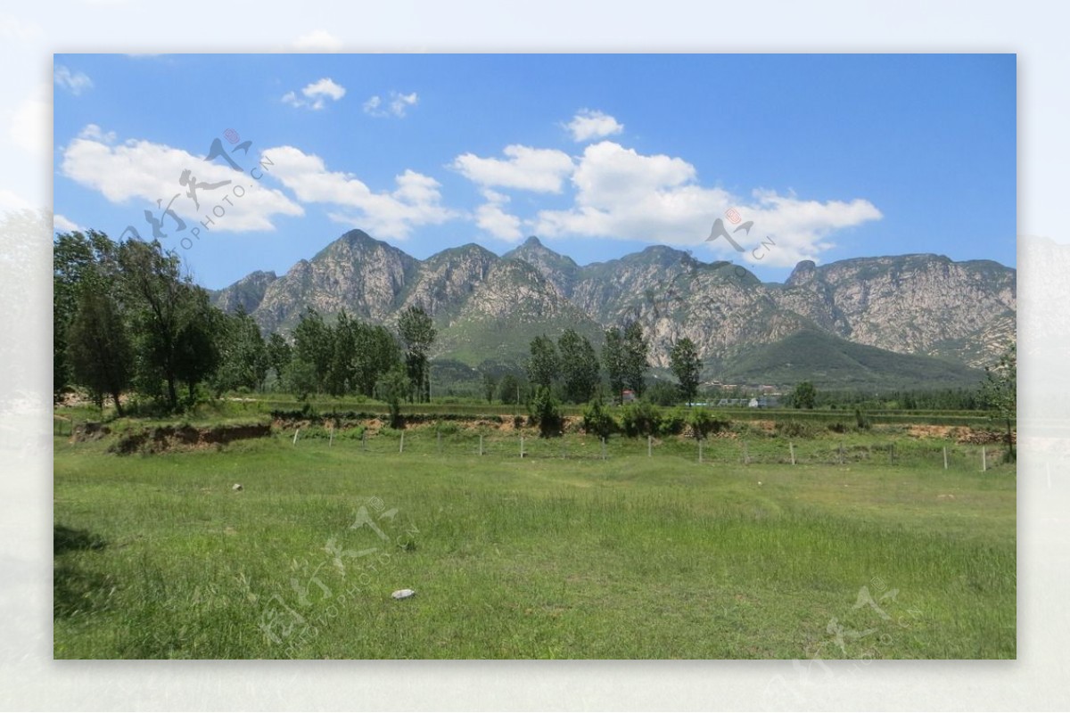 中岳嵩山初夏景色图片