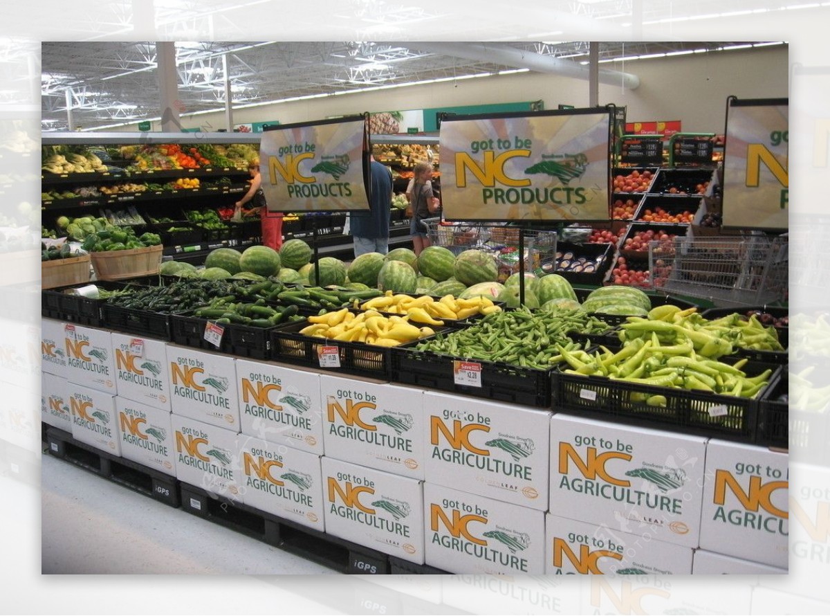 沃尔玛超市购物中心美食购物shoppingmall水果生鲜堆头室内商业图片