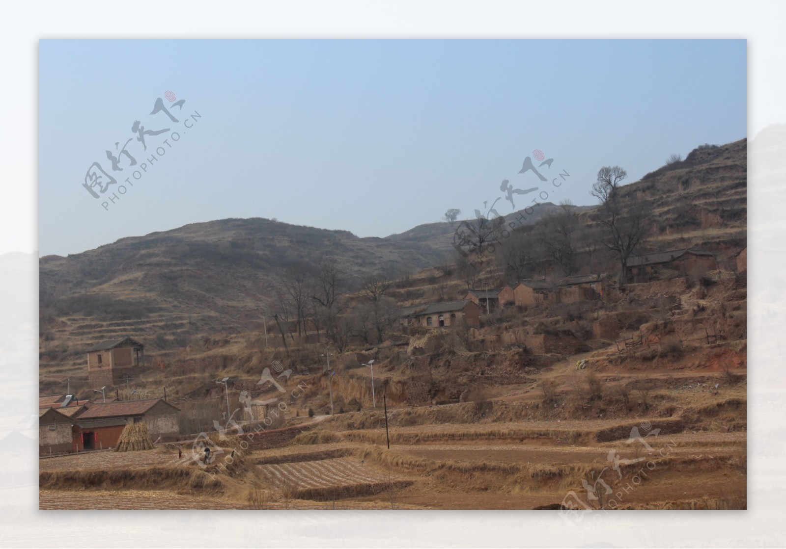 黄土坡的村落图片