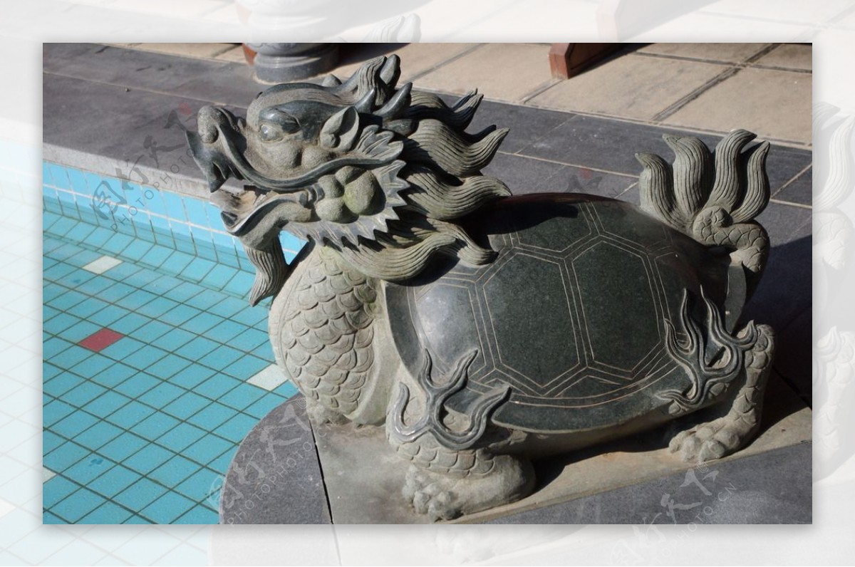 龙龟玄武雕像图片