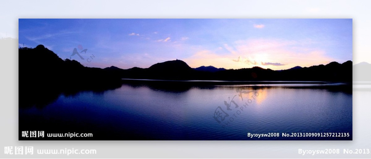 山水夕阳湖面图片
