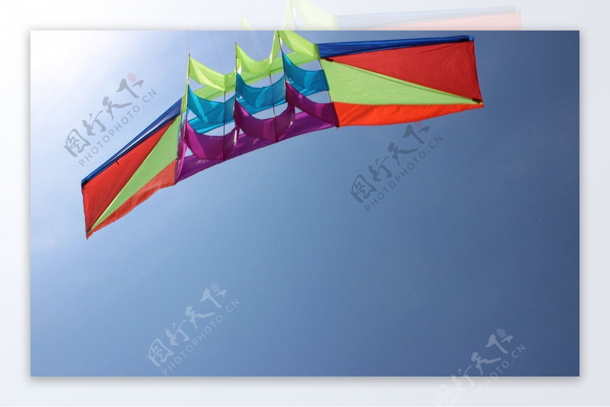 潍坊的风筝放飞风筝图片