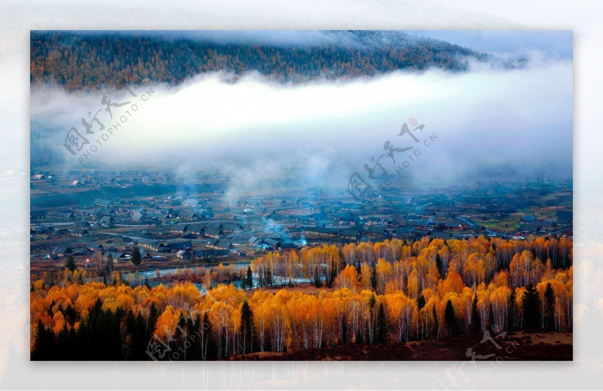 秋雾图片