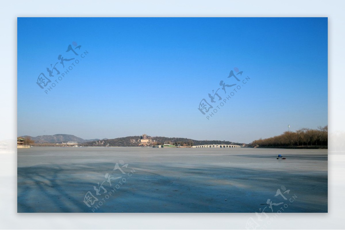 昆明湖冰面图片