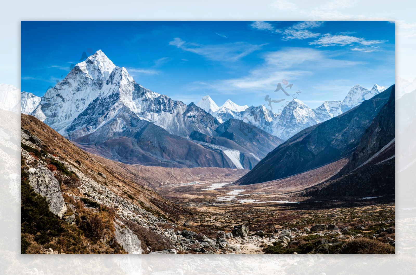 喜马拉雅山峰图片