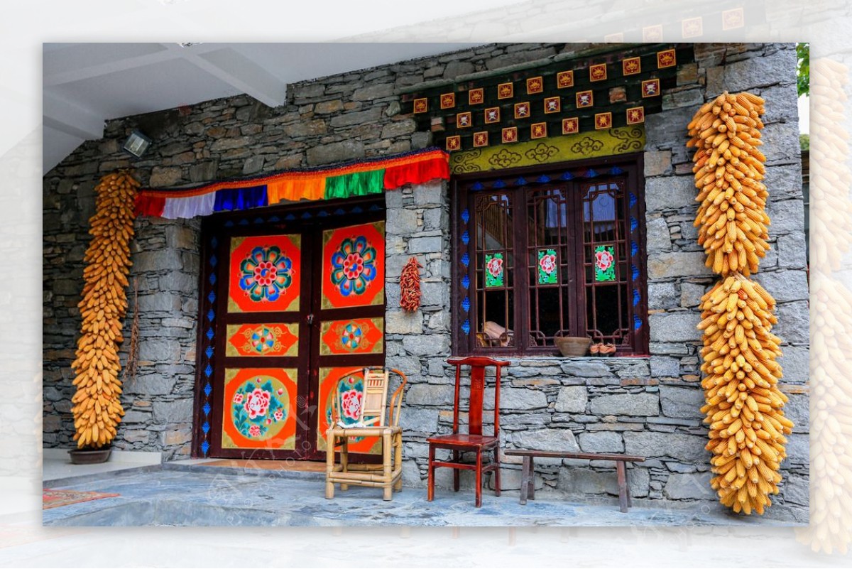 甘堡藏寨图片