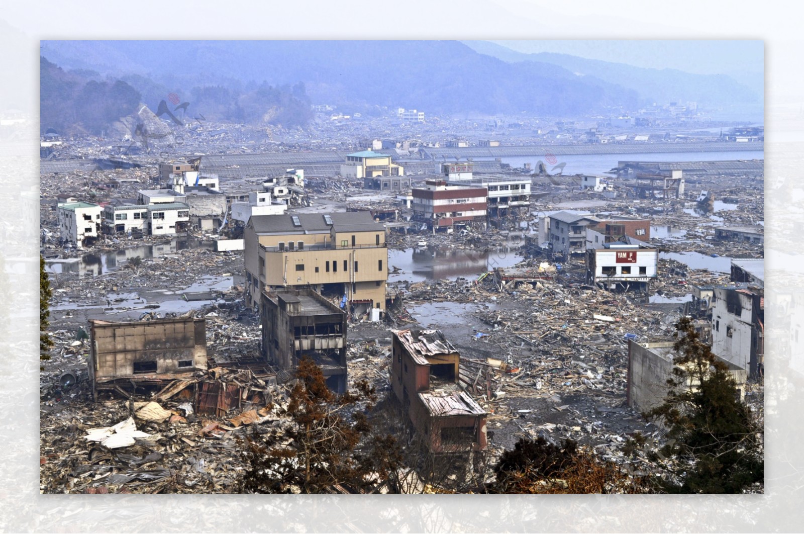日本大地震海啸后场景图片