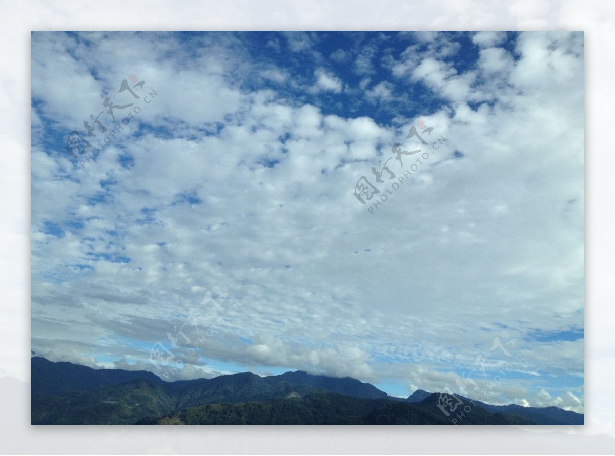 台湾地区蓝天白云图片