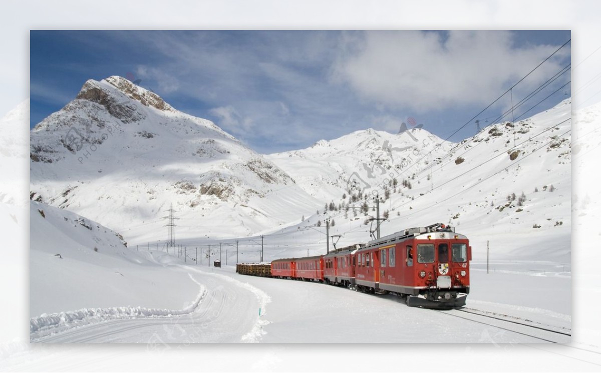 雪地列车图片