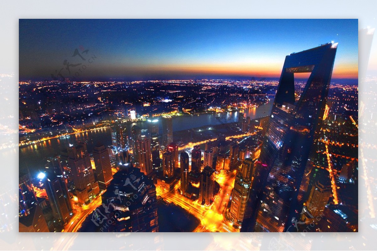 上海中心俯瞰陆家嘴图片