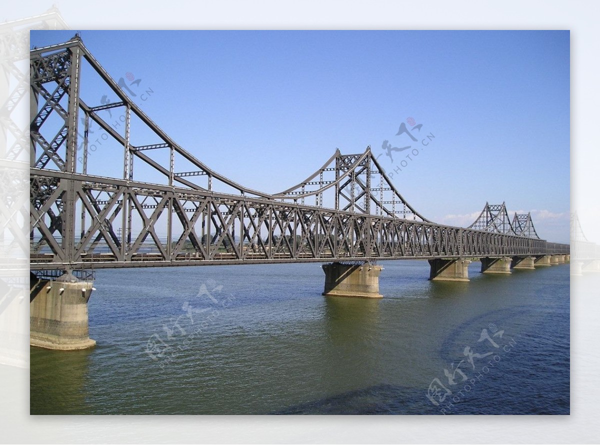 鸭绿江鸭绿江大桥图片