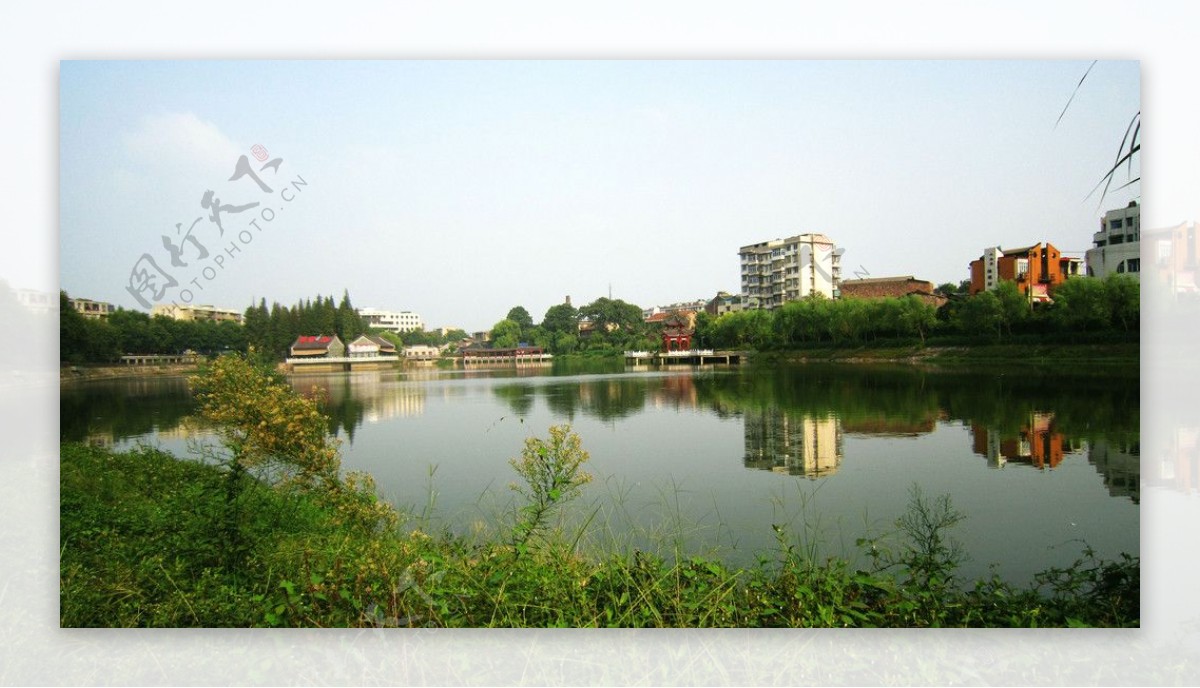 湘潭雨湖公园景色秀美图片