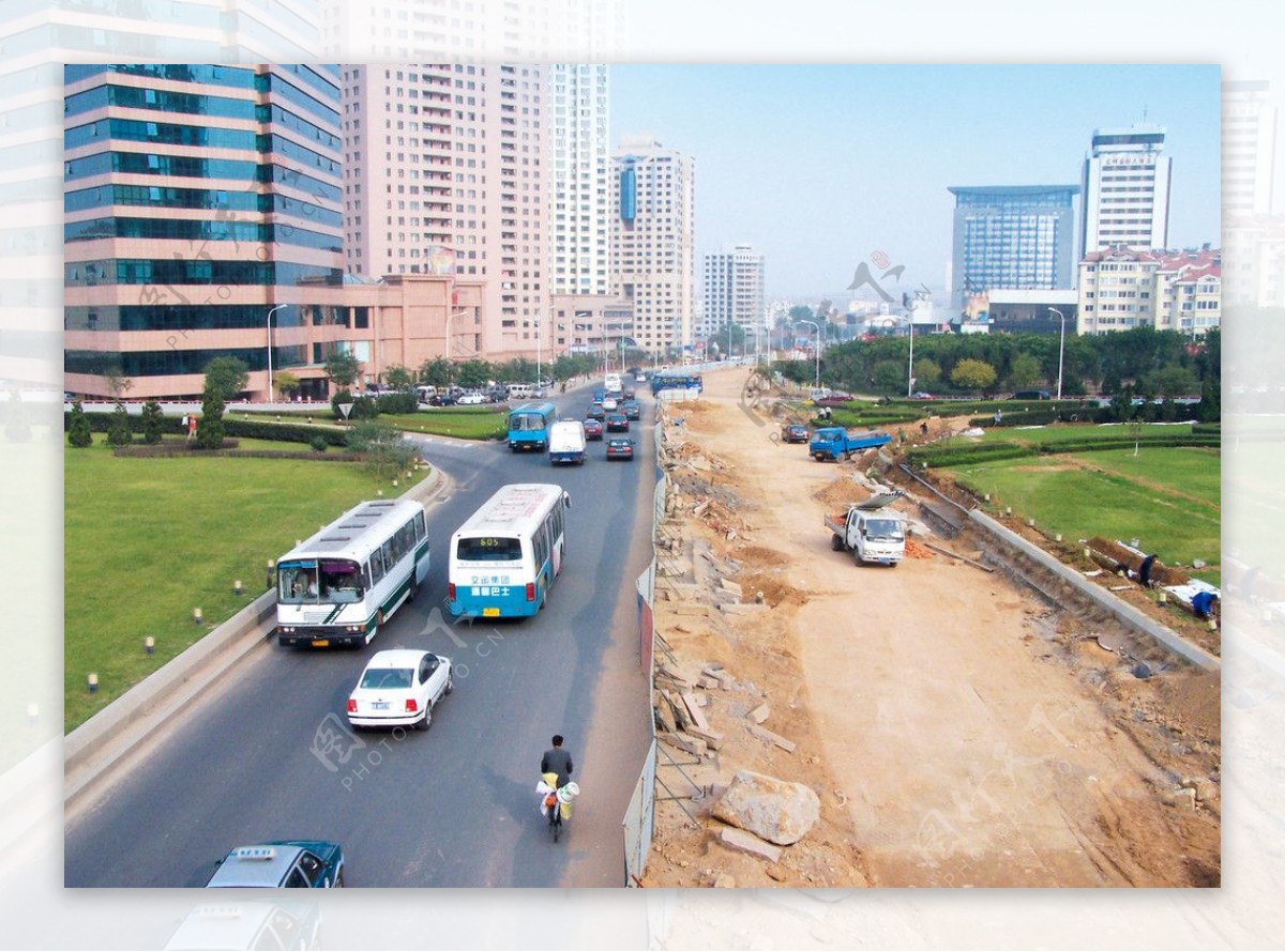 城市道路建设施工现场图片