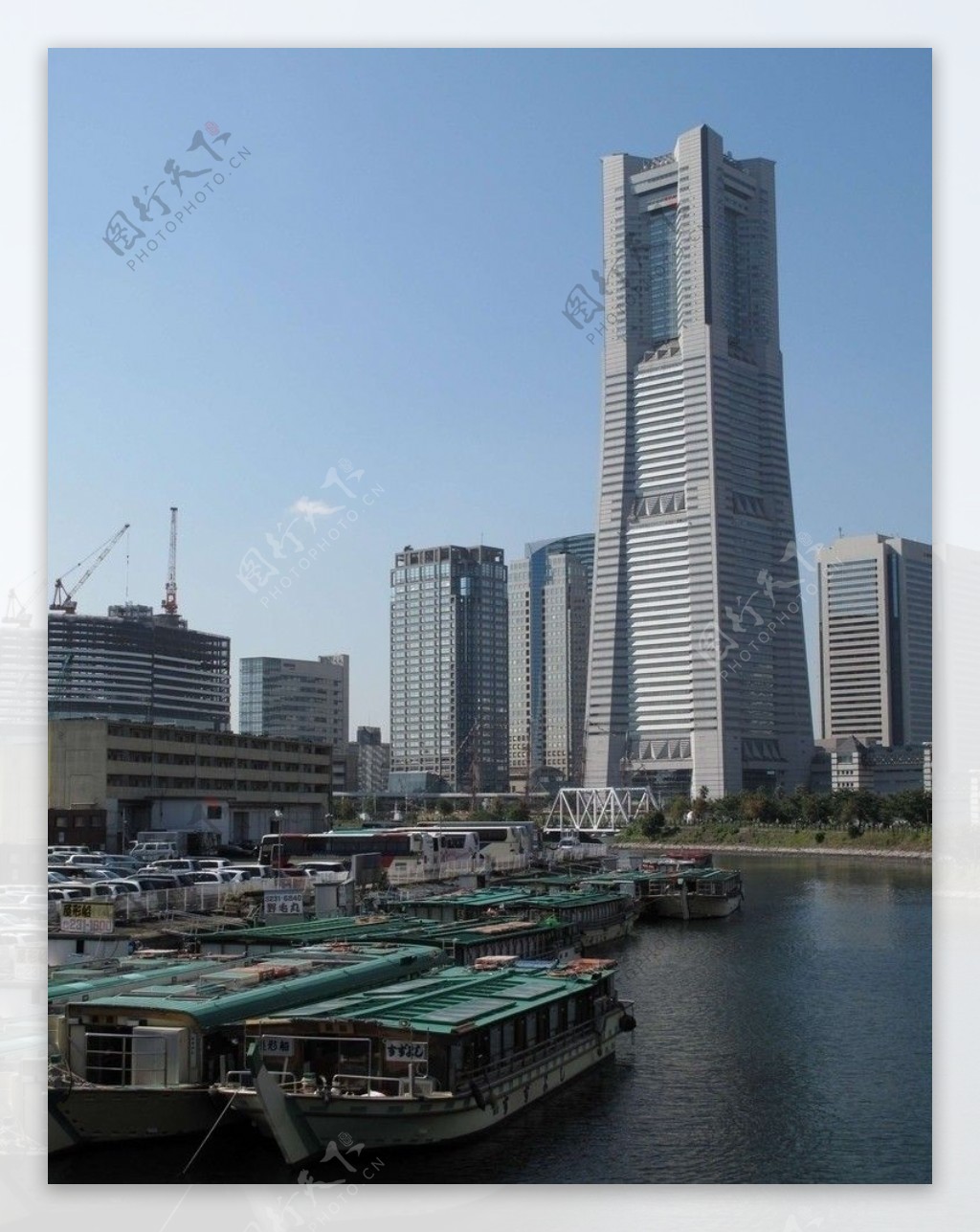 城市高楼建筑风格图片