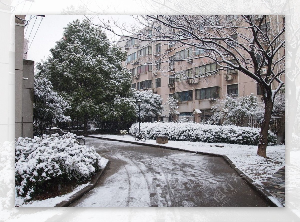 城市雪景图片