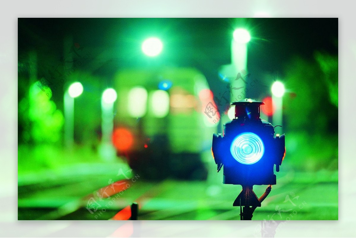 铁路蓝色信号灯图片