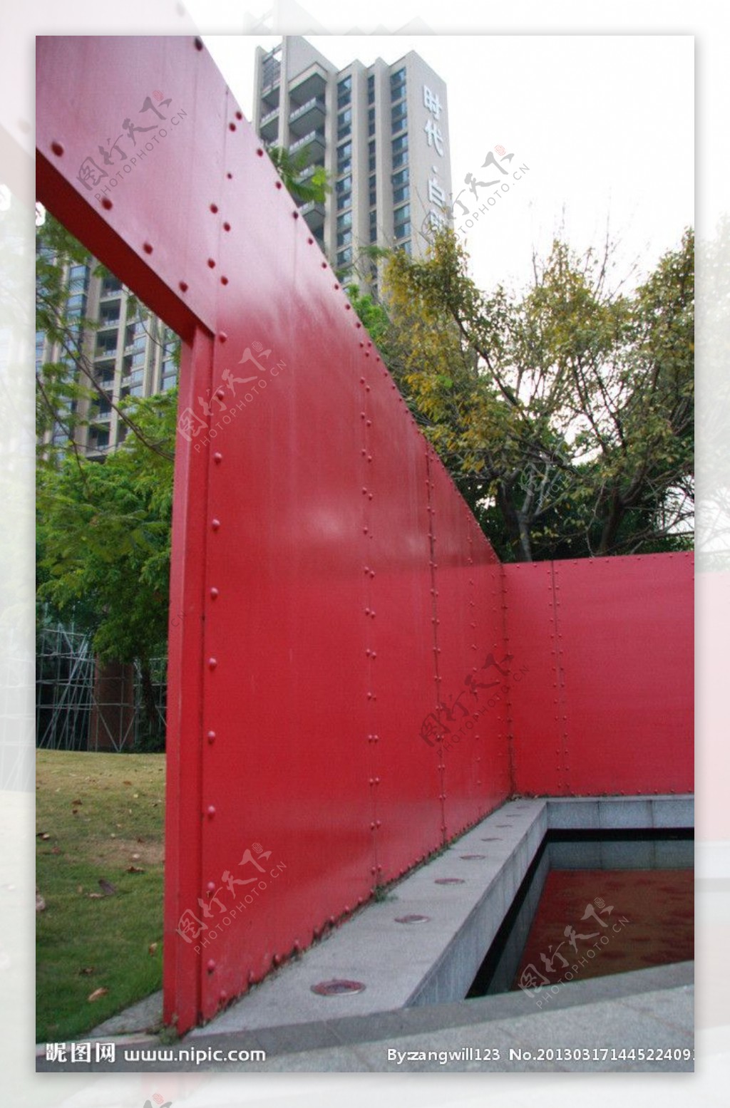红铸铁围栏图片