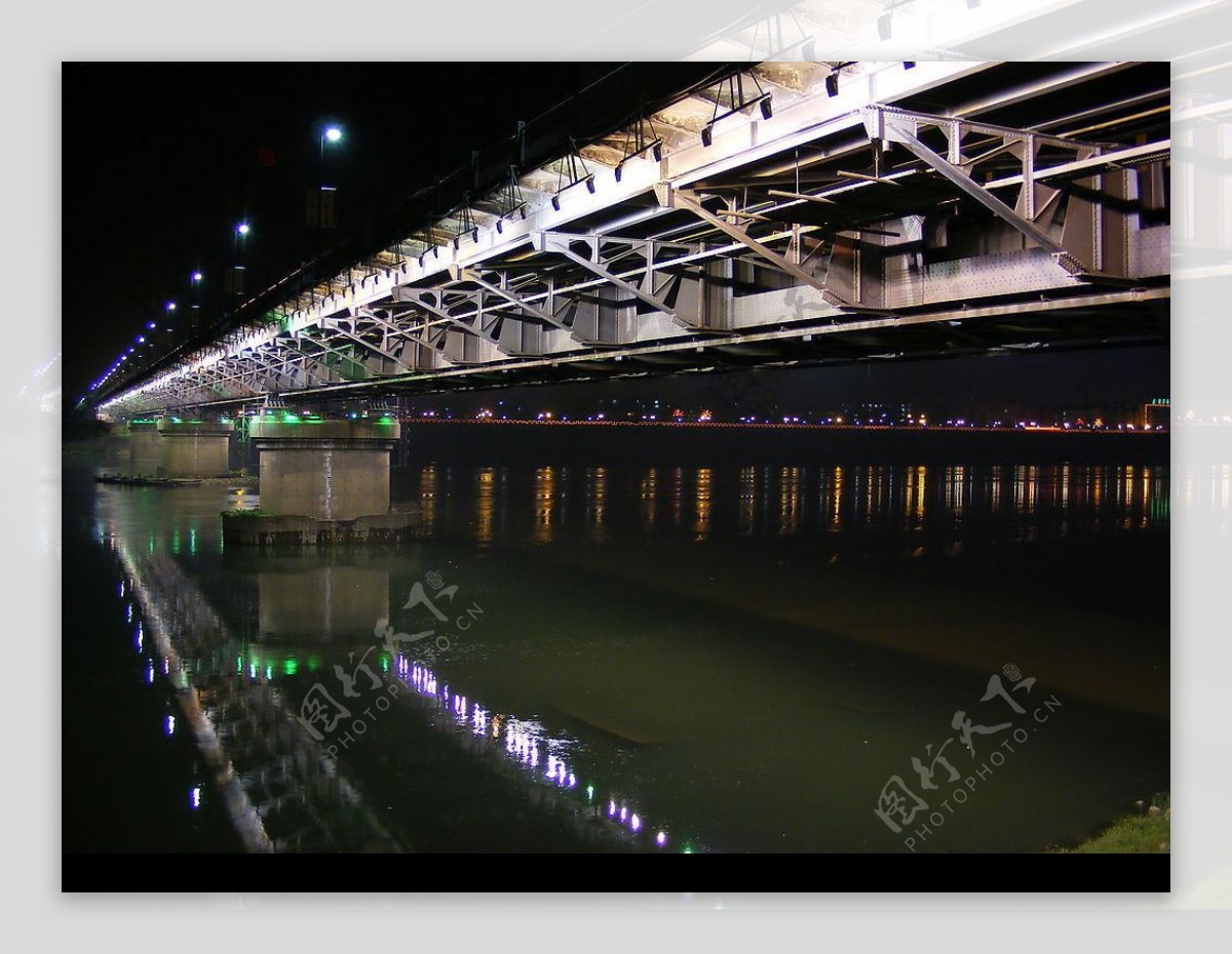 襄樊大桥图片