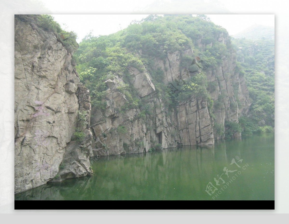 青龙峡山水图片