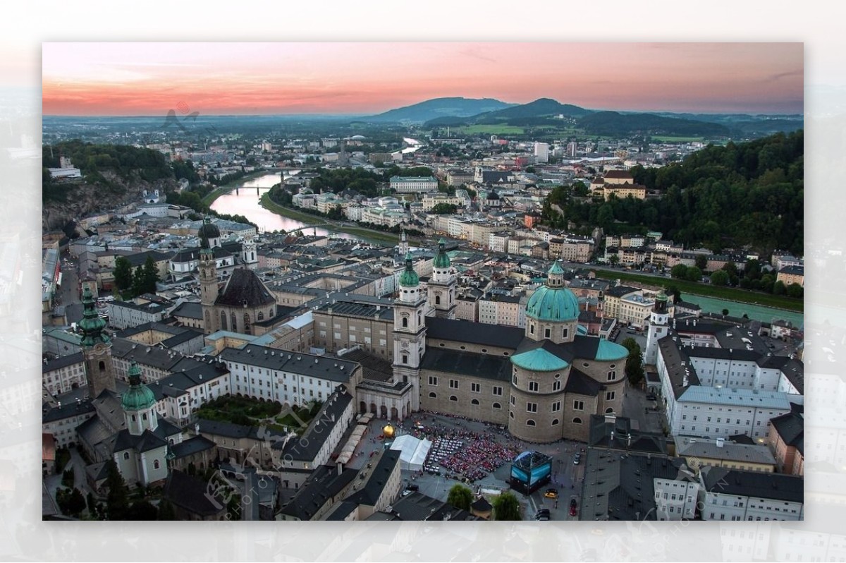 奥地利萨尔斯堡俯瞰图片