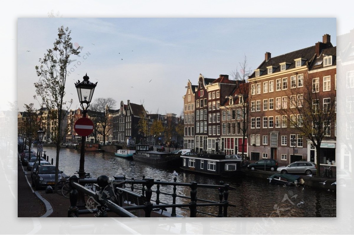 阿姆斯特丹河道岸景图片