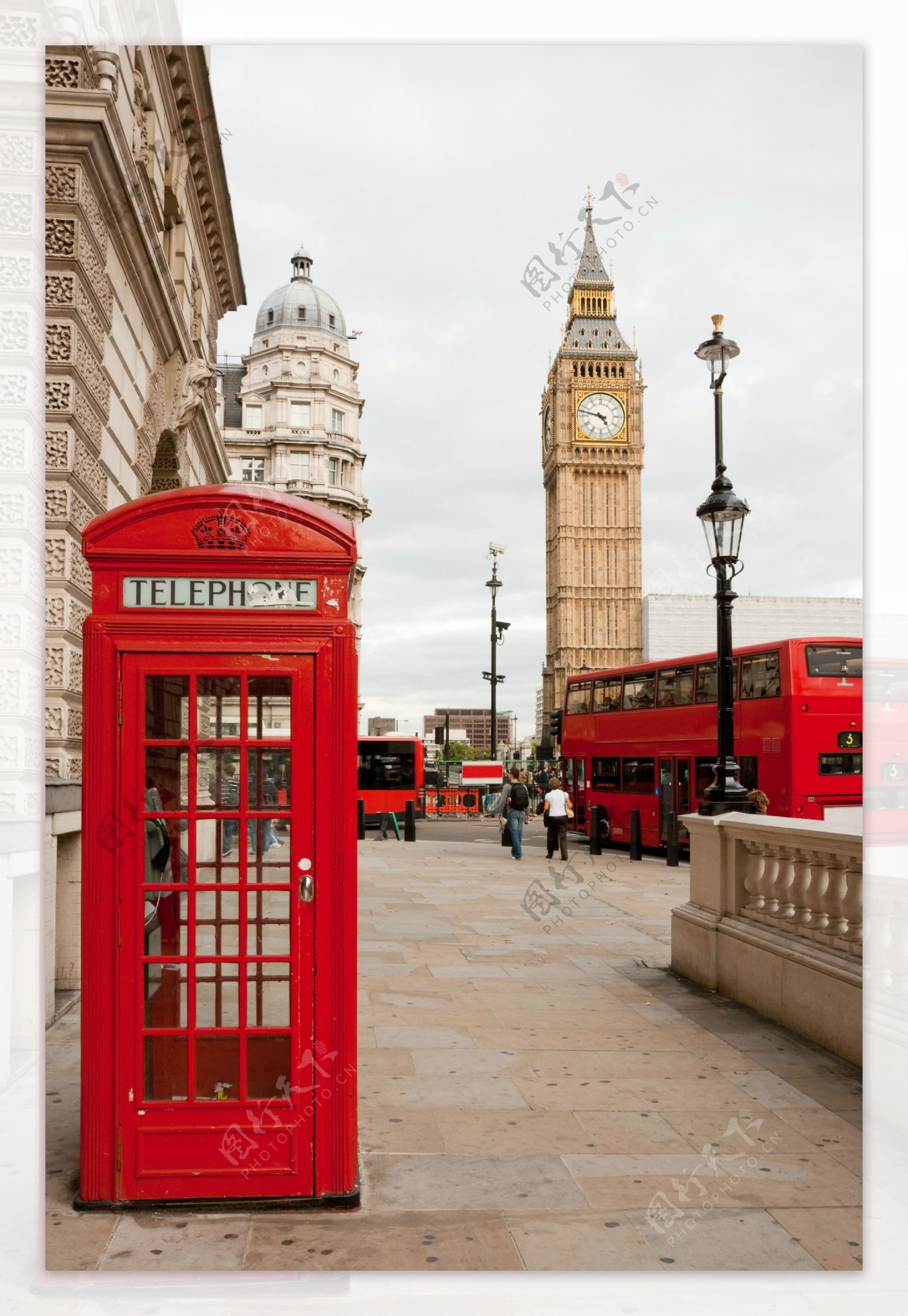 英国红色电话亭图片