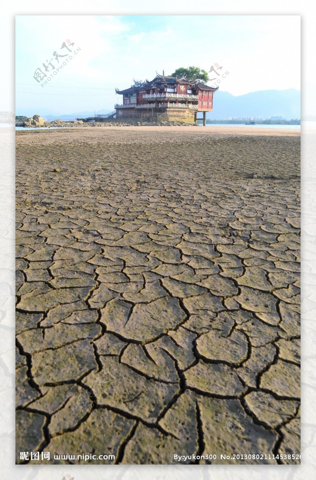 闽江上的金山寺图片