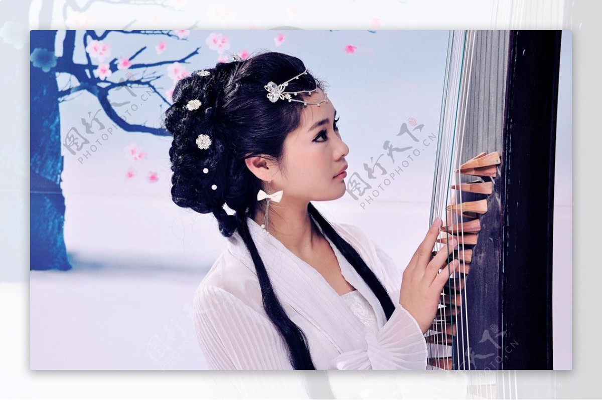 中国古筝美女图片素材-编号03684624-图行天下