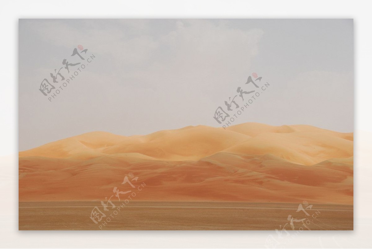 中东沙漠图片
