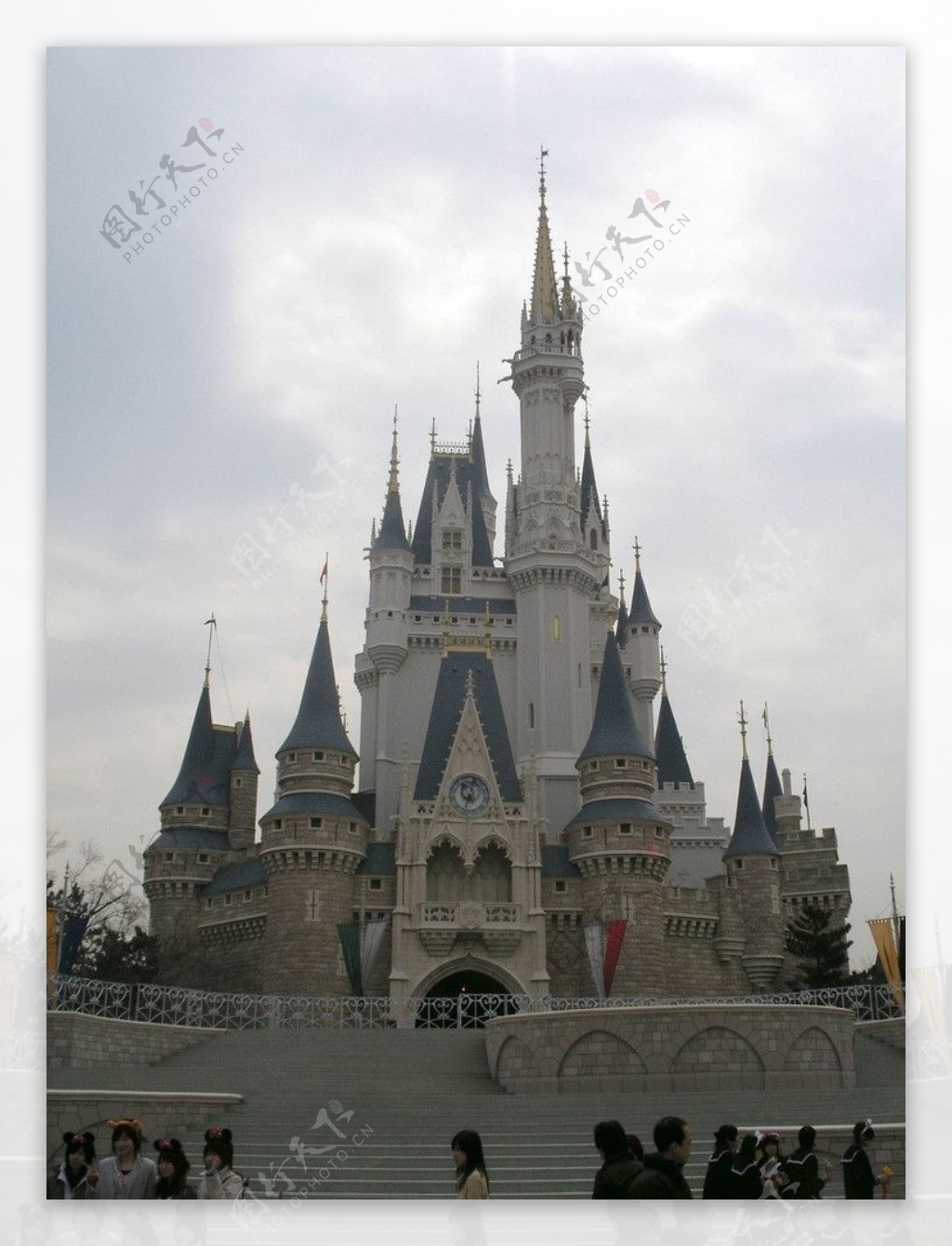 日本迪士尼乐园城堡图片