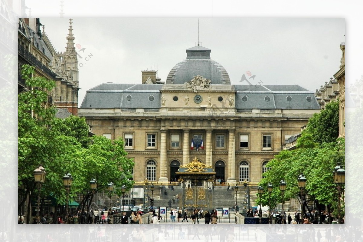 巴黎司法大楼图片