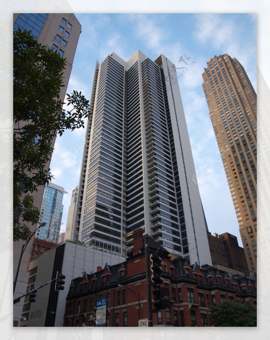 芝加哥街上不同风格建筑图片