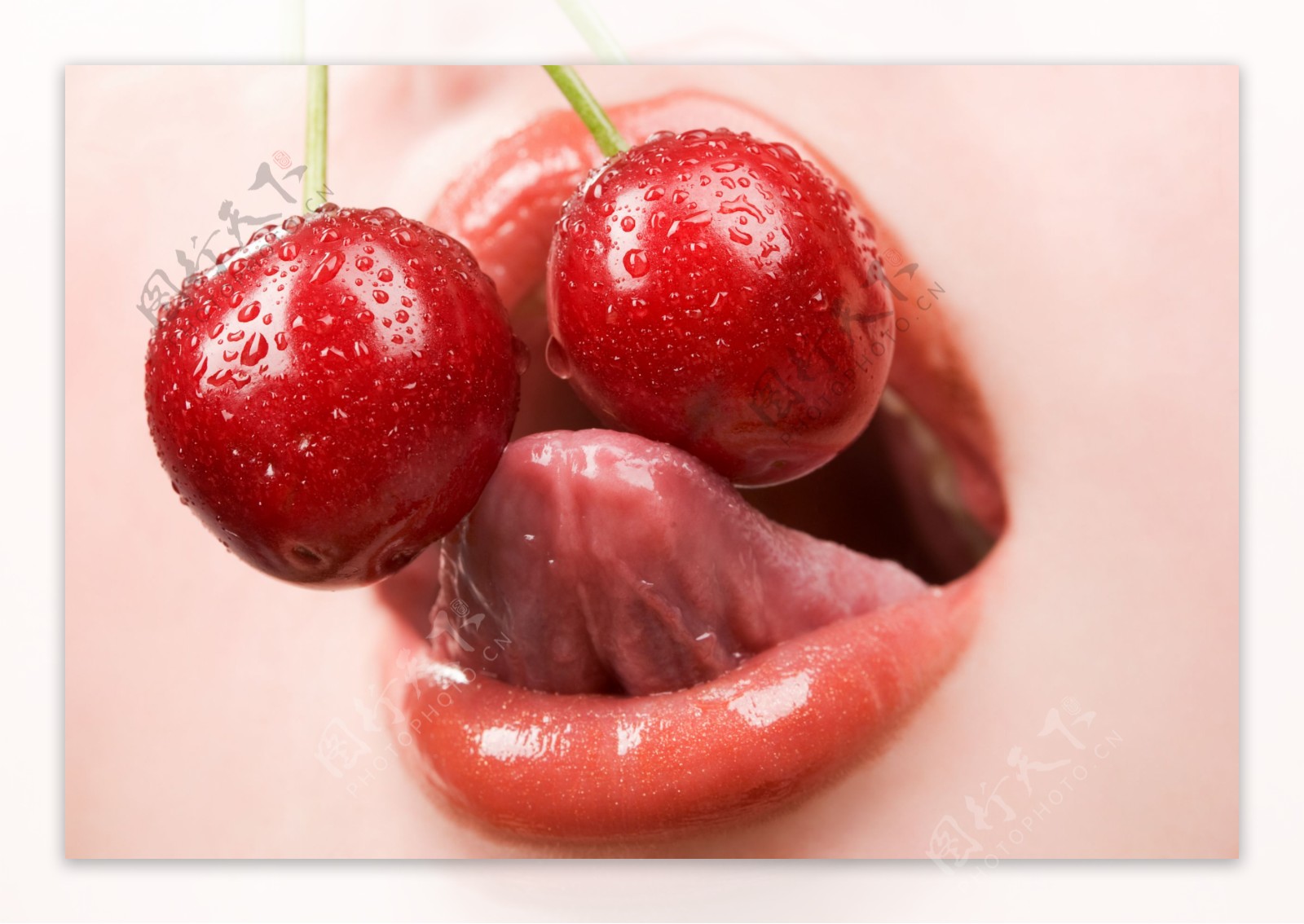 吃红樱桃的嘴唇舌头图片