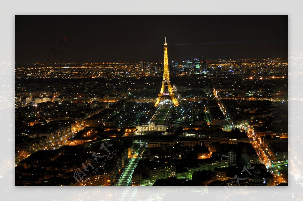 巴黎埃菲尔铁塔唯美夜景桌面壁纸-壁纸图片大全