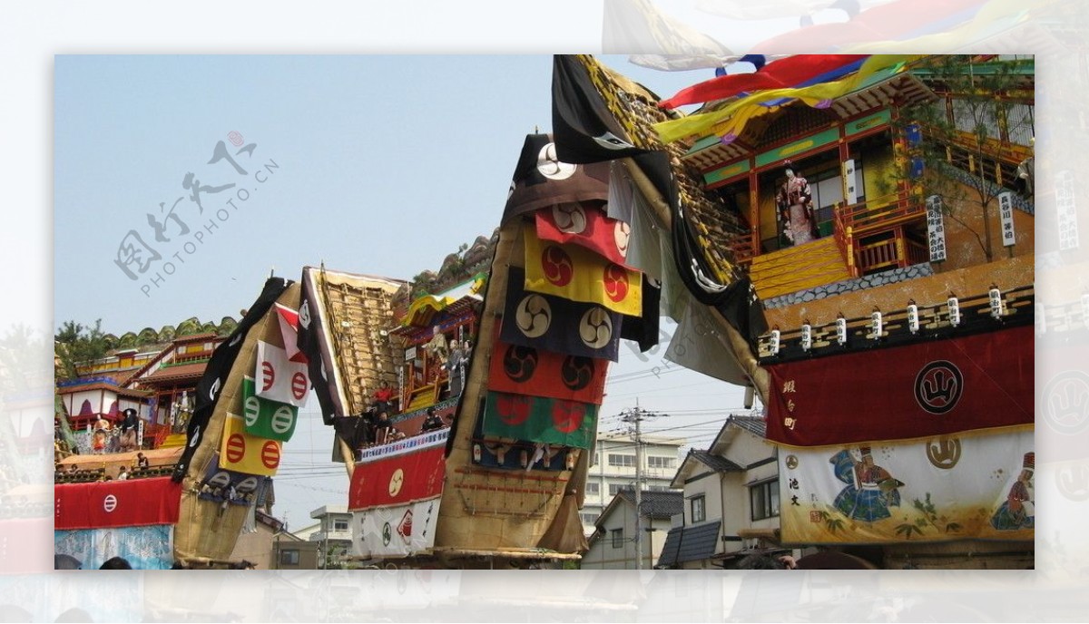 东京千代田区锻冶町的祭祀场面图片