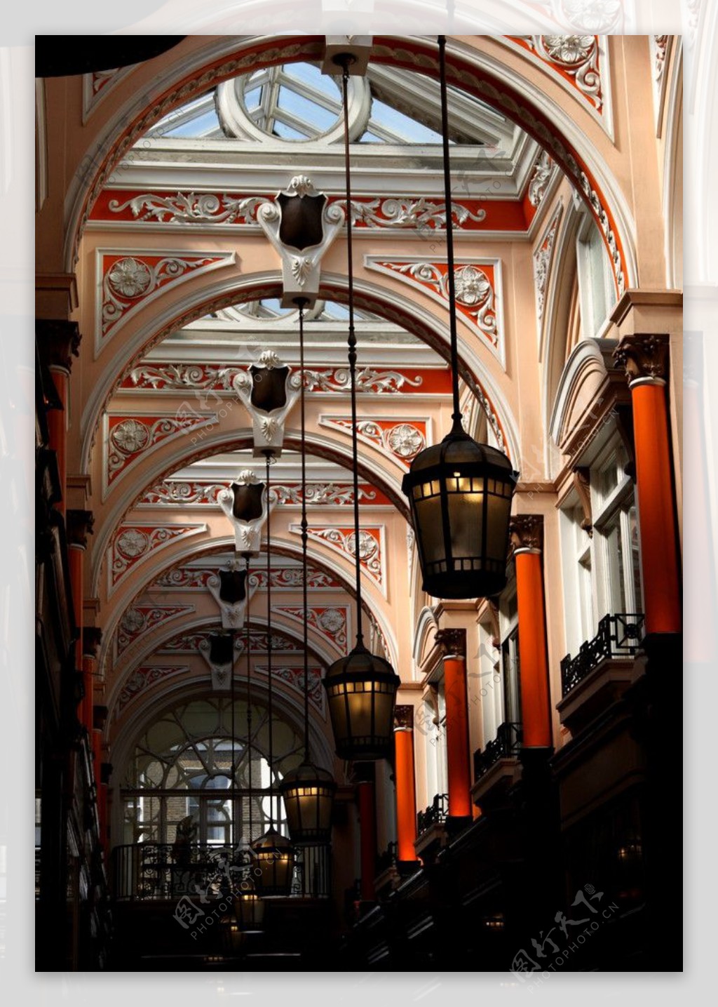 英国伦敦大英博物馆内的走廊图片