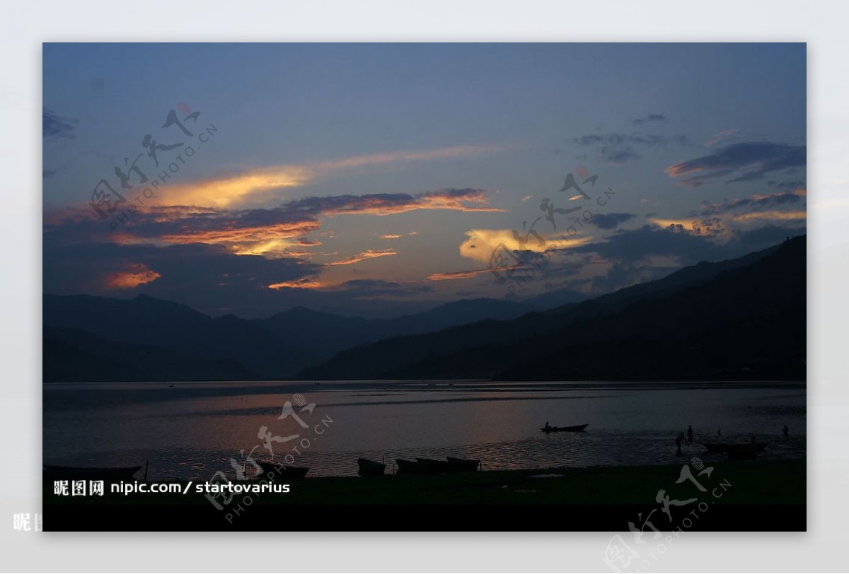 费瓦湖夕阳图片